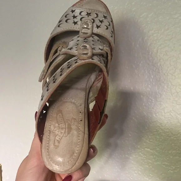 Freebird sandals - Picture 3 of 5